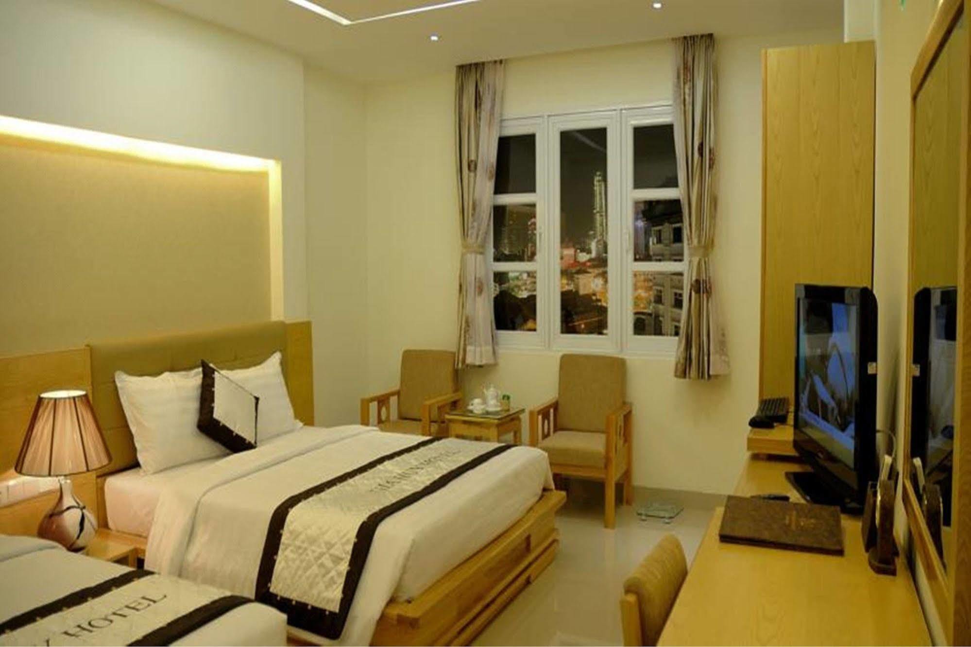 Gia Huy Hotel Хошимин Экстерьер фото